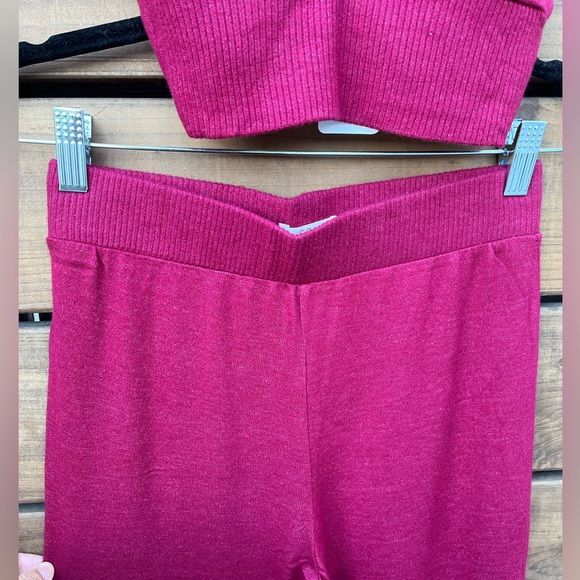 L*space ‘Rosie’ crop tank top M and ‘Adelyn’ flare high rise bottoms S - Picture 6 of 16